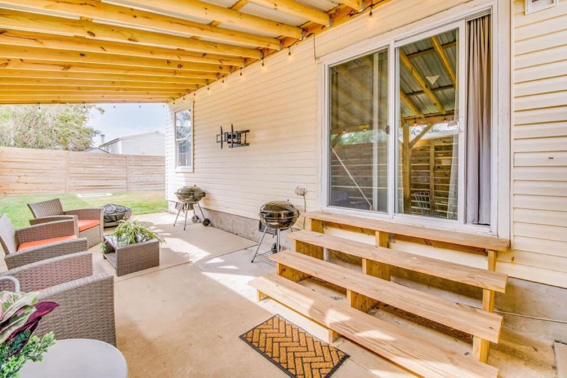 Cam'S Coastal Cottage- Nas Pensacola, Close To Beach Esterno foto