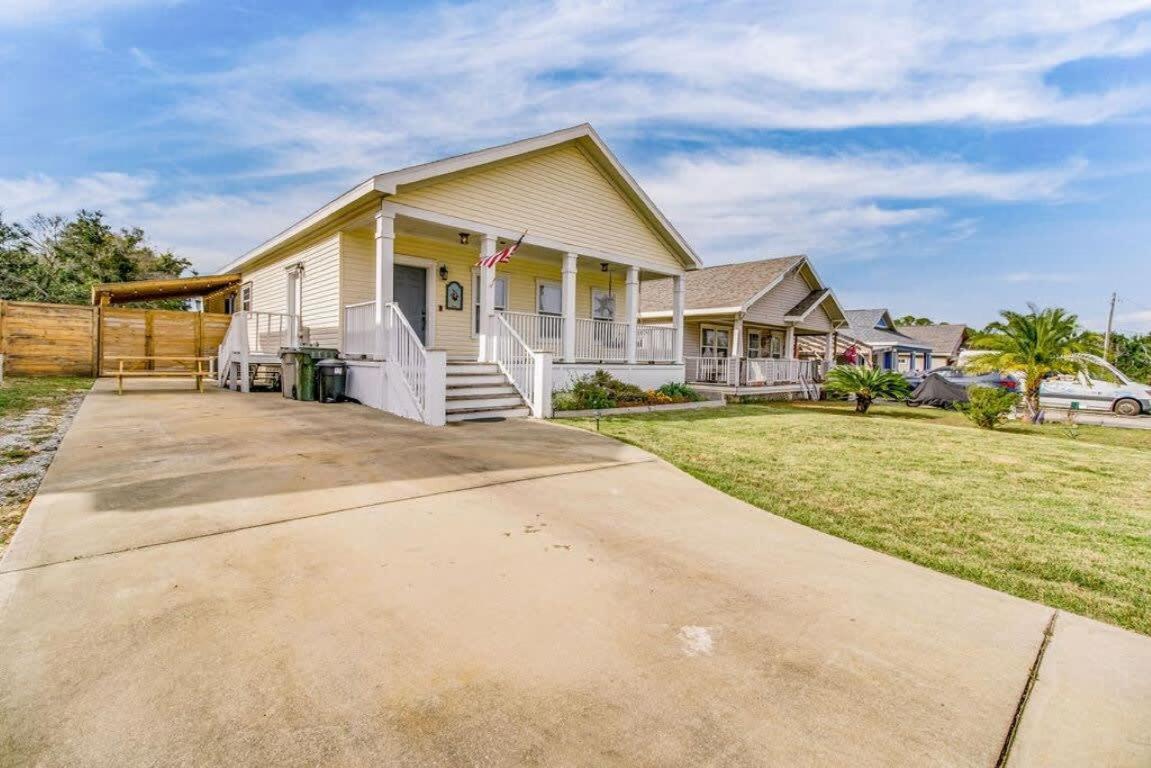 Cam'S Coastal Cottage- Nas Pensacola, Close To Beach Esterno foto