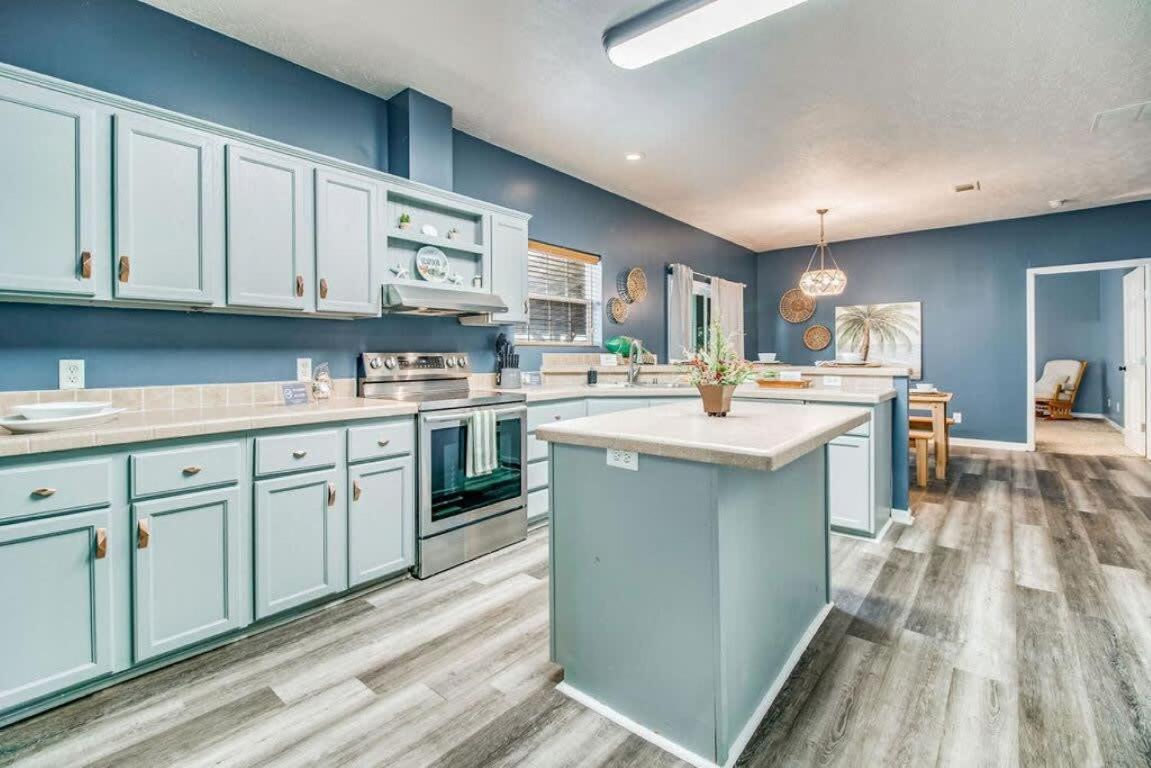 Cam'S Coastal Cottage- Nas Pensacola, Close To Beach Esterno foto